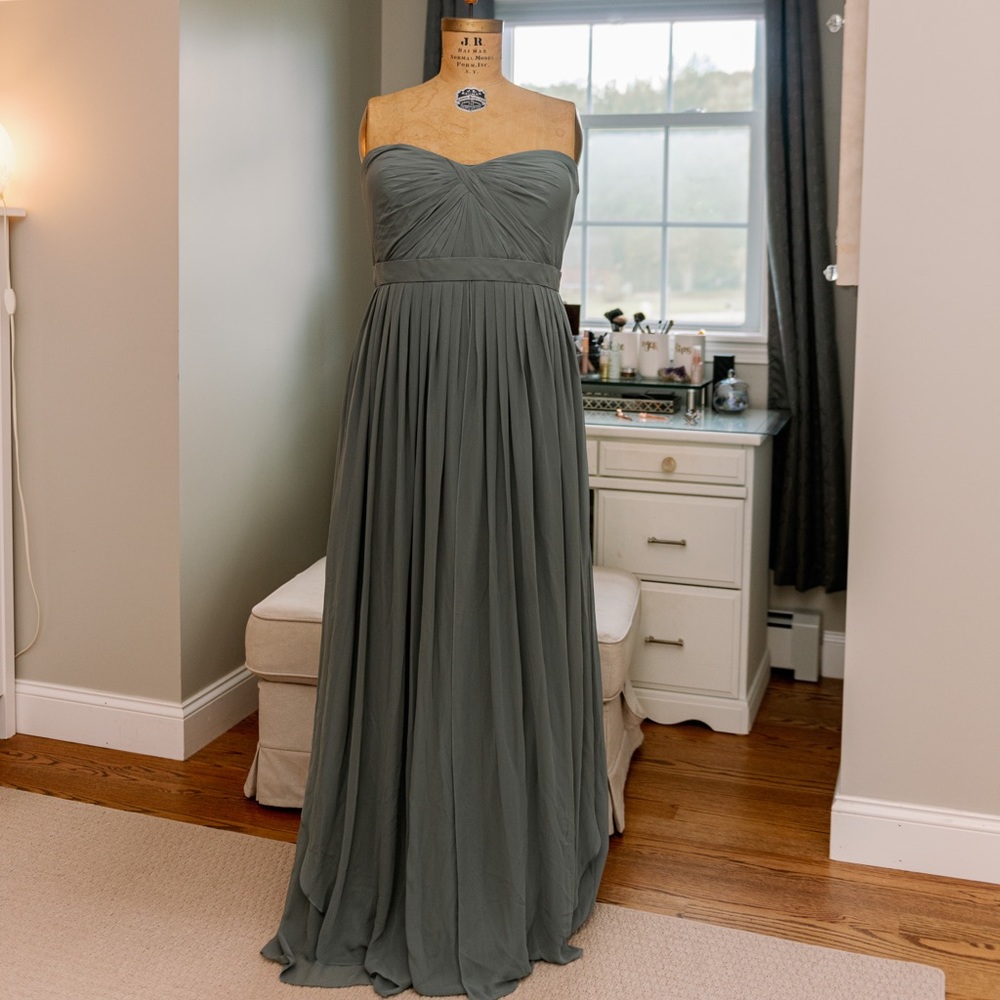 NWT Jenny Yoo floor length convertible chiffon gown in charcoal size 24.